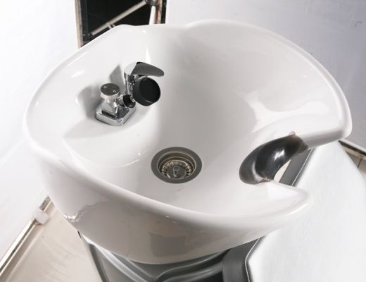 Wide Tilting Salon Shampoo Bowl (G-000) , Shampoo Bowl for Sale
Our Wide Tilting Salon Shampoo Bowl is available as a standalone ceramic piece, with optional fixtures such as faucets and sprayers to augment your salon's operational efficiency. Though d