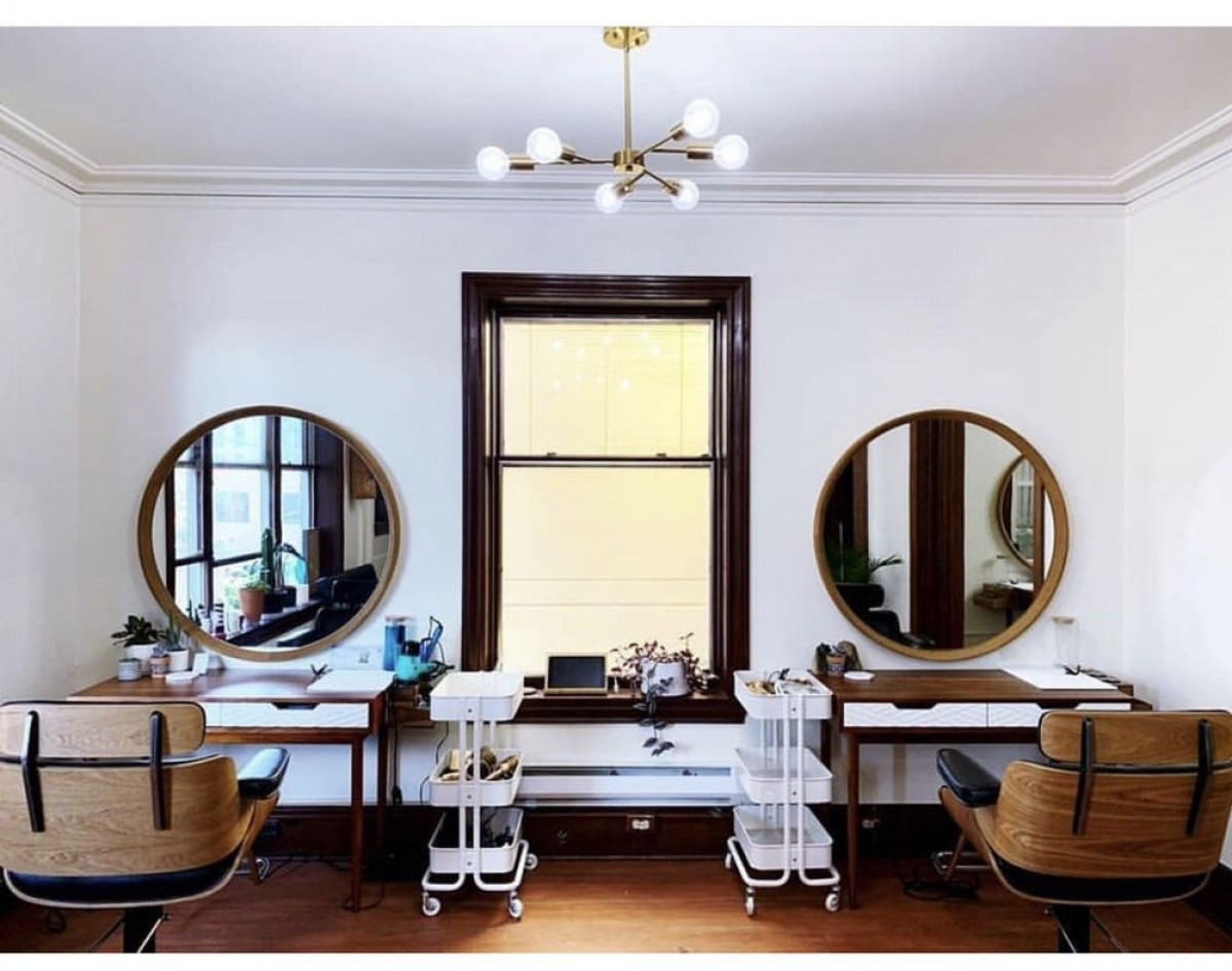 salon equipment in california, salon furniture in california, barber chairs, salon chairs in california