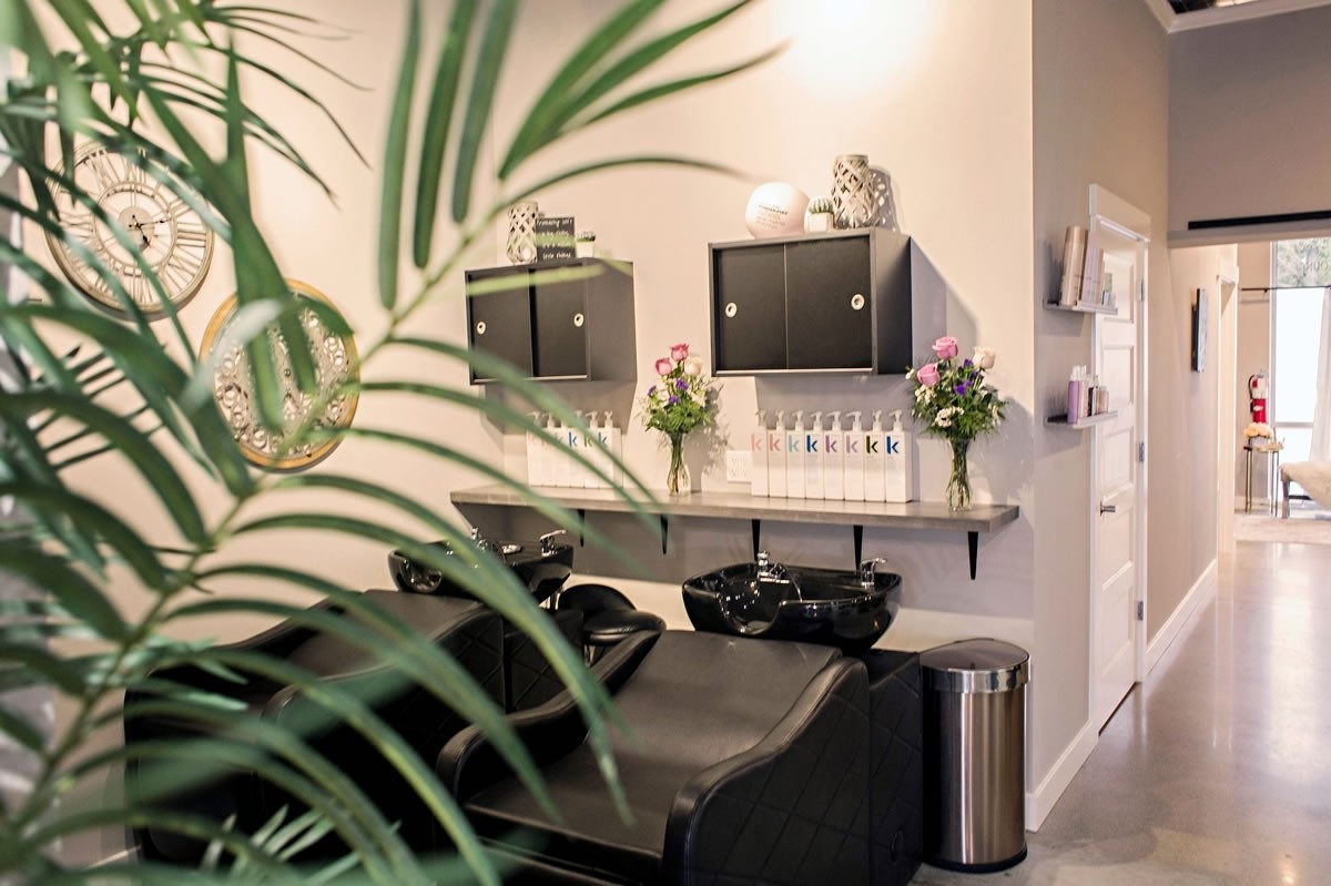 salon equipment in california, salon furniture in california, barber chairs, salon chairs in california