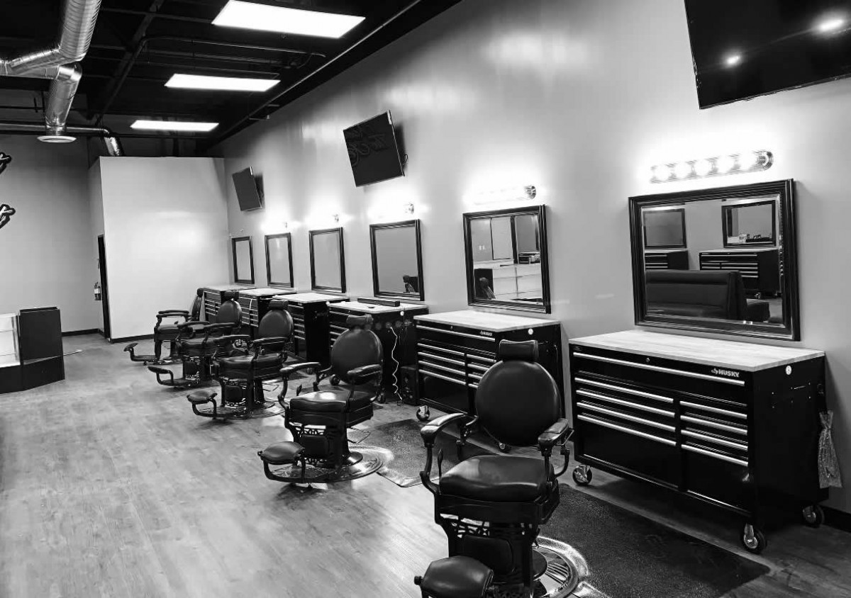 salon equipment in california, salon furniture in california, barber chairs, salon chairs in california