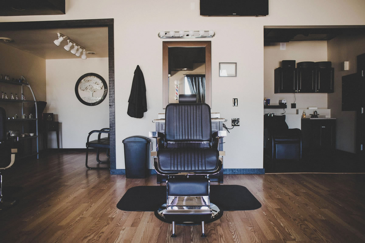 salon equipment in california, salon furniture in california, barber chairs, salon chairs in california
